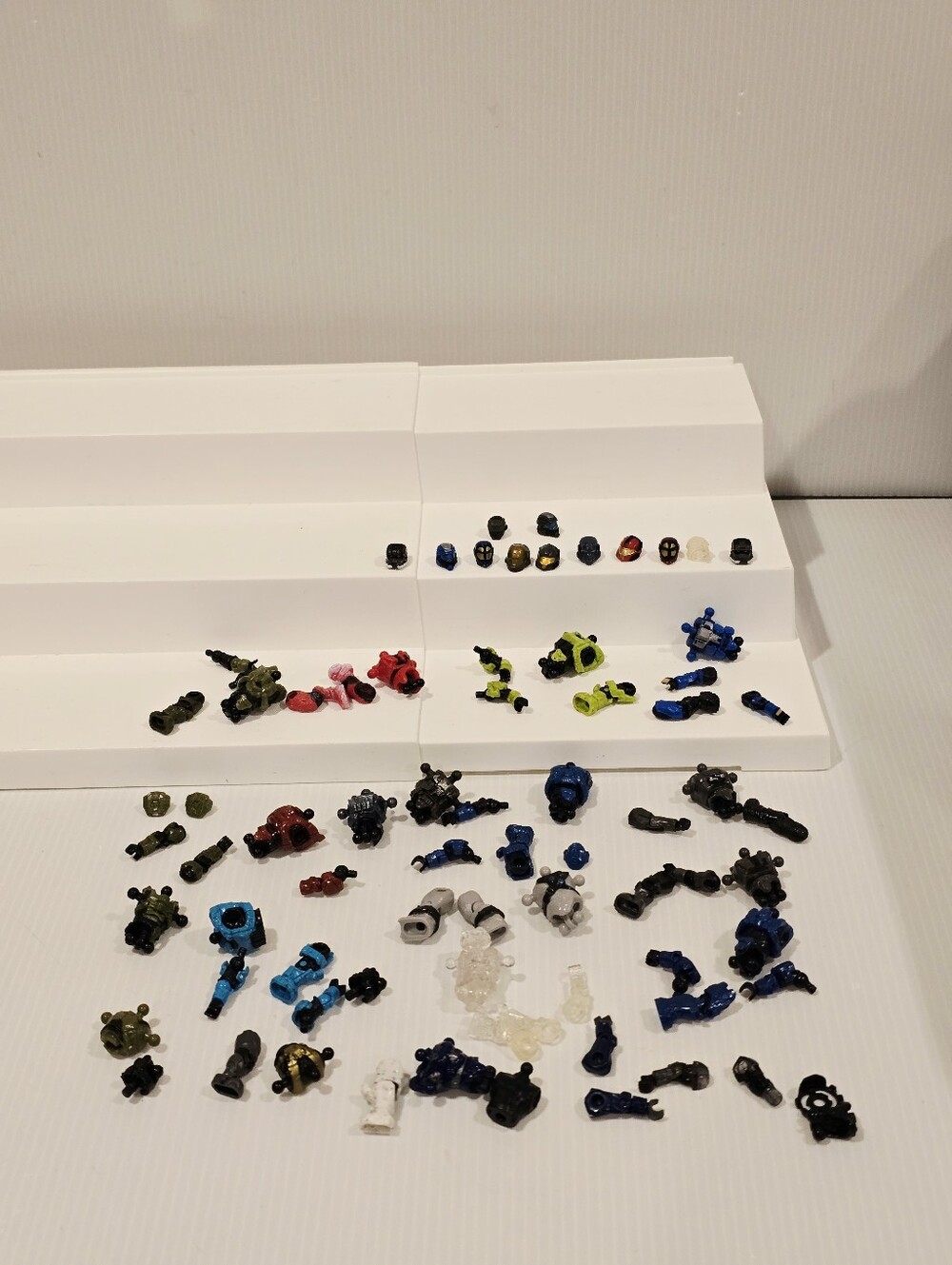 Mega Bloks Halo Spartans Figure Mixed Parts Set
